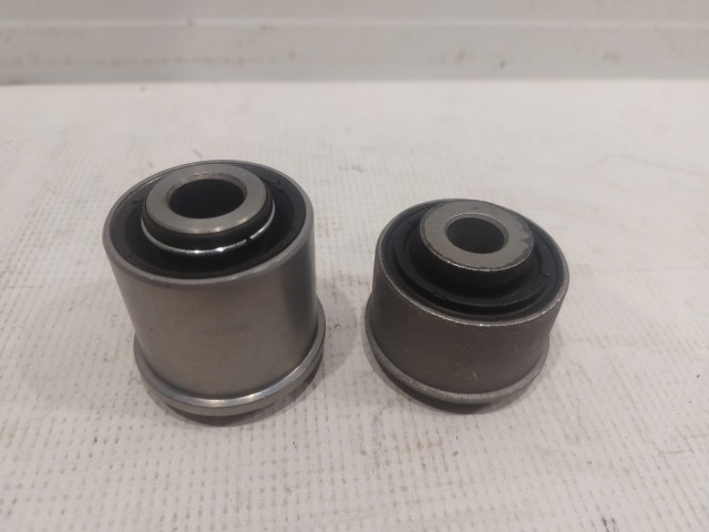 Rear Knuckle Bushings
